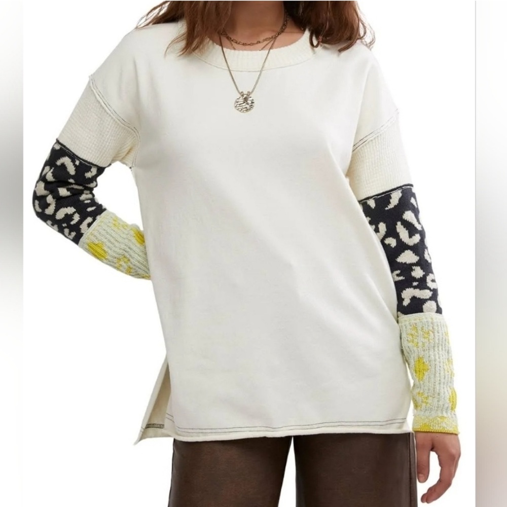 FREE PEOPLE TIGER STYLE CUFF SWEATER SIZE XS MSRP $98.00 NWT
